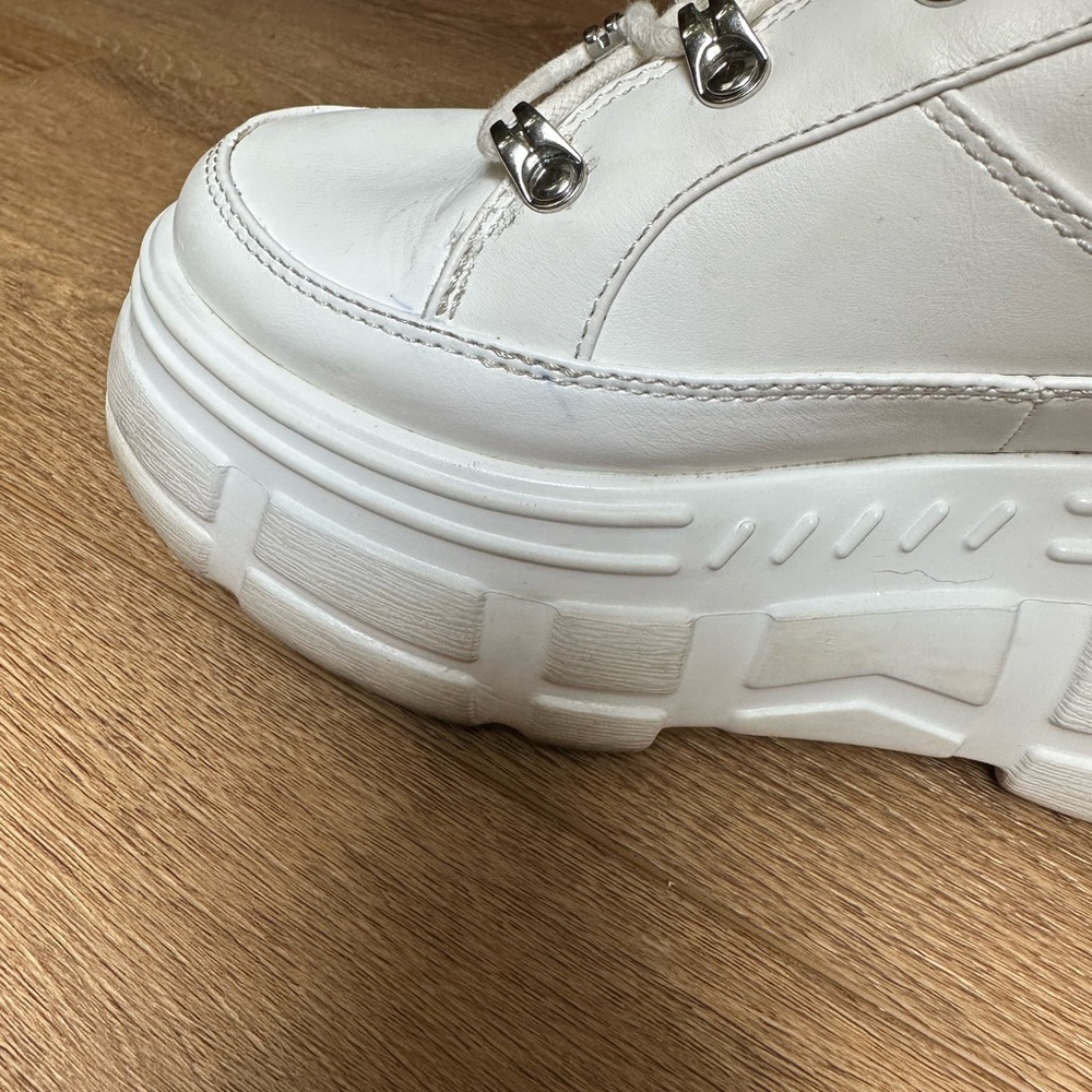 Chunky white platform sneakers - Picture 3 of 8